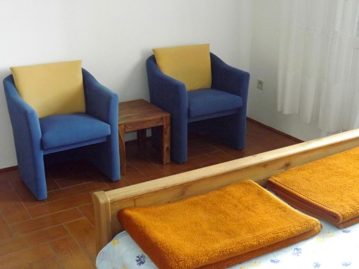 Apartments Maricic 200 Meters From The Beach Novi Vinodolski Esterno foto