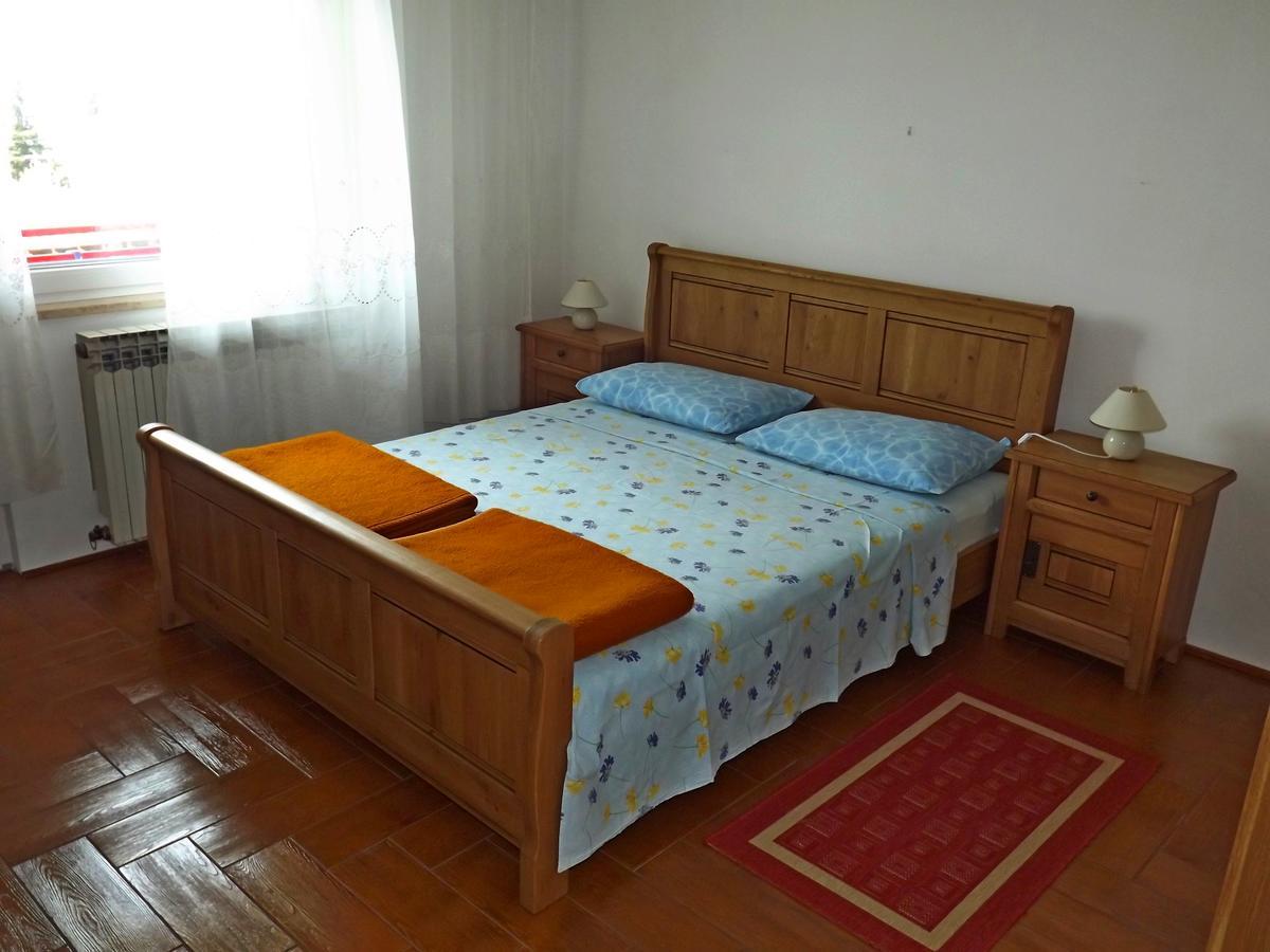 Apartments Maricic 200 Meters From The Beach Novi Vinodolski Esterno foto