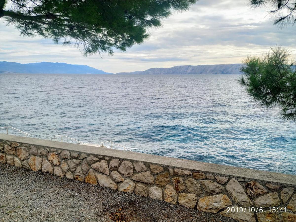 Apartments Maricic 200 Meters From The Beach Novi Vinodolski Esterno foto